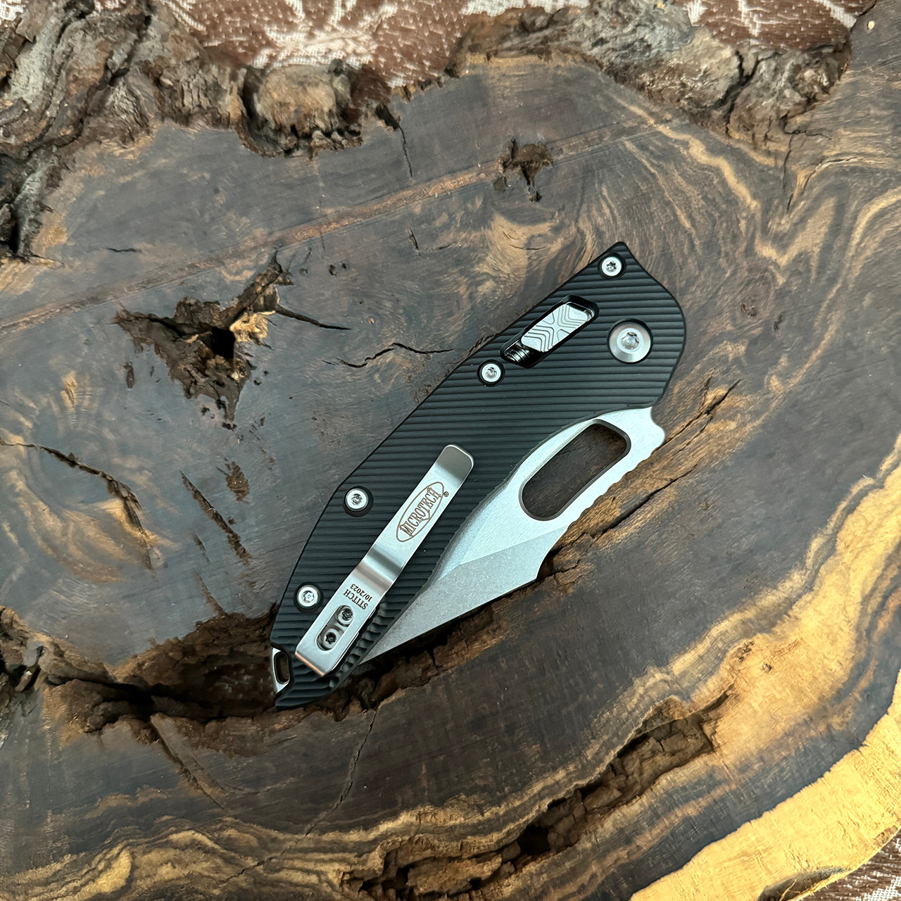 Microtech Borka Stitch RAM-LOK S/E Fluted Black Aluminum Stonewash