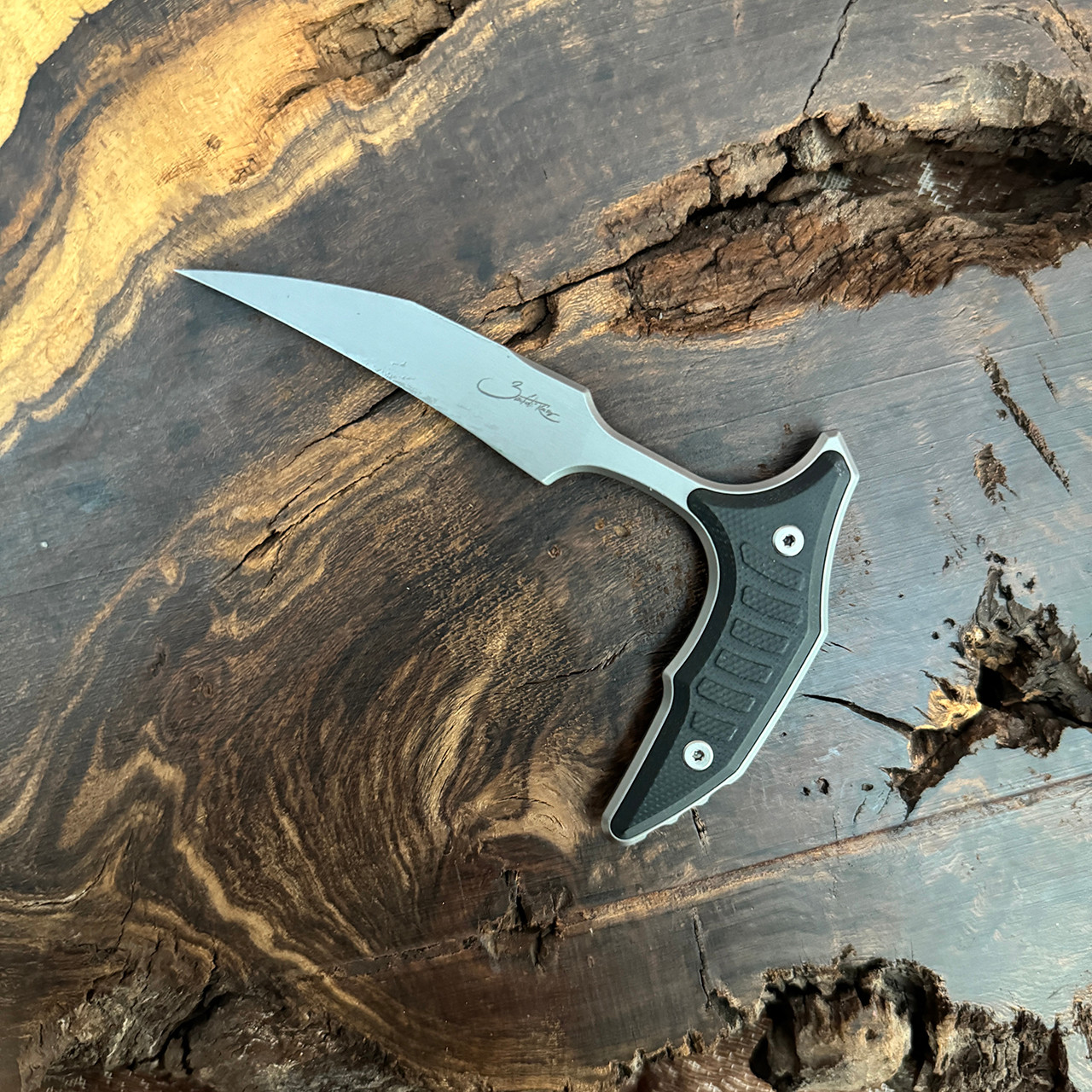 Microtech Bastinelli Bee Fixed Blade S/E Wharncliffe Black G10