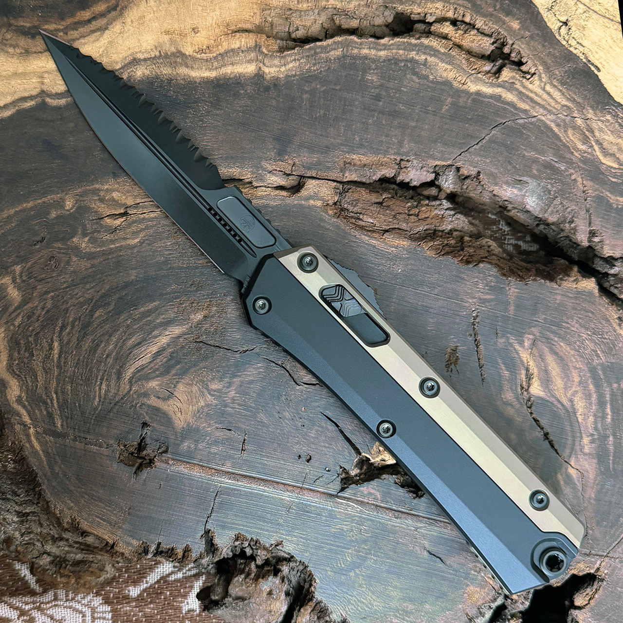 Microtech Glykon Bayonet Bronze Ti Accents DLC Full Serrated Blade