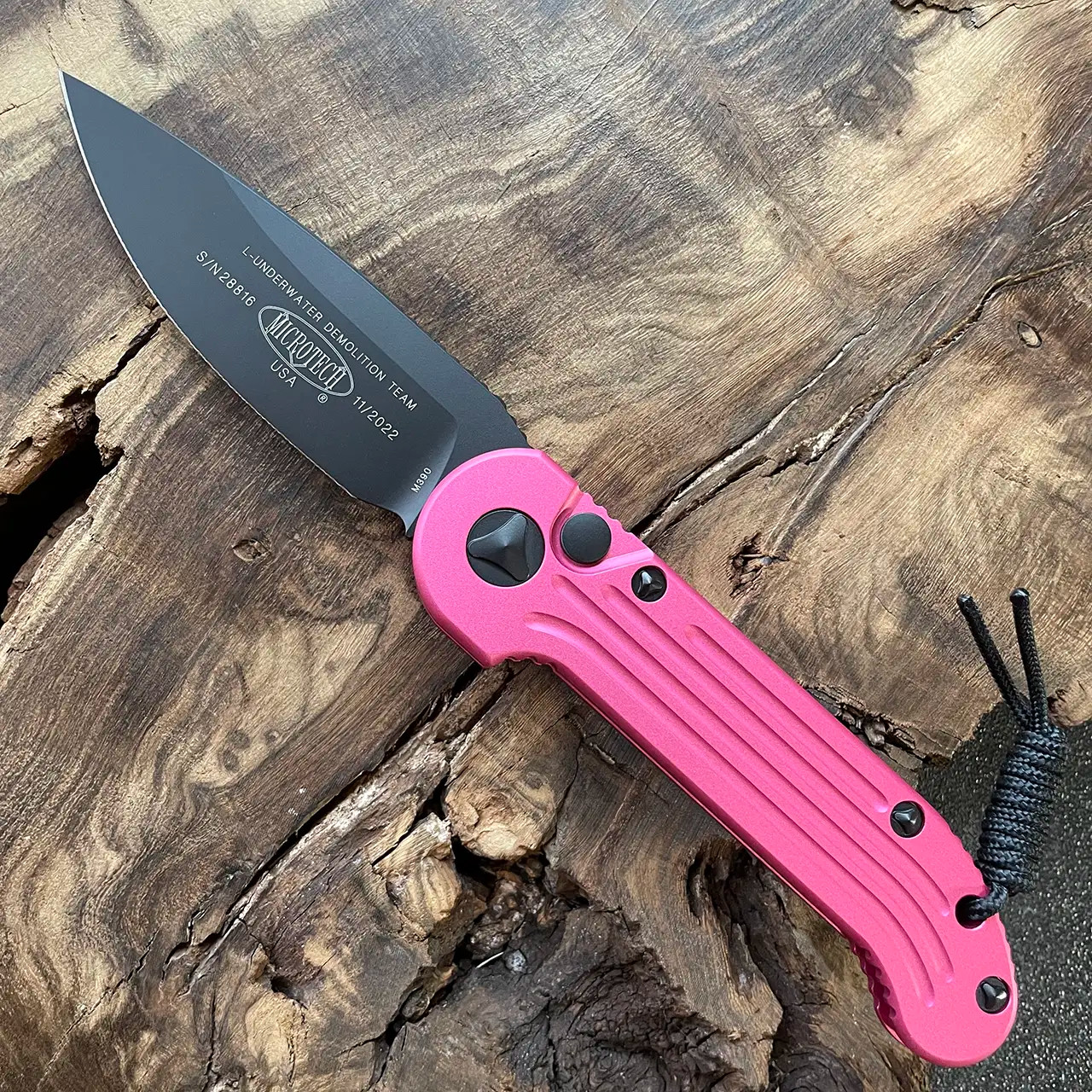 Microtech LUDT Auto Pink Black Standard 135-1PK | American Edge Knives