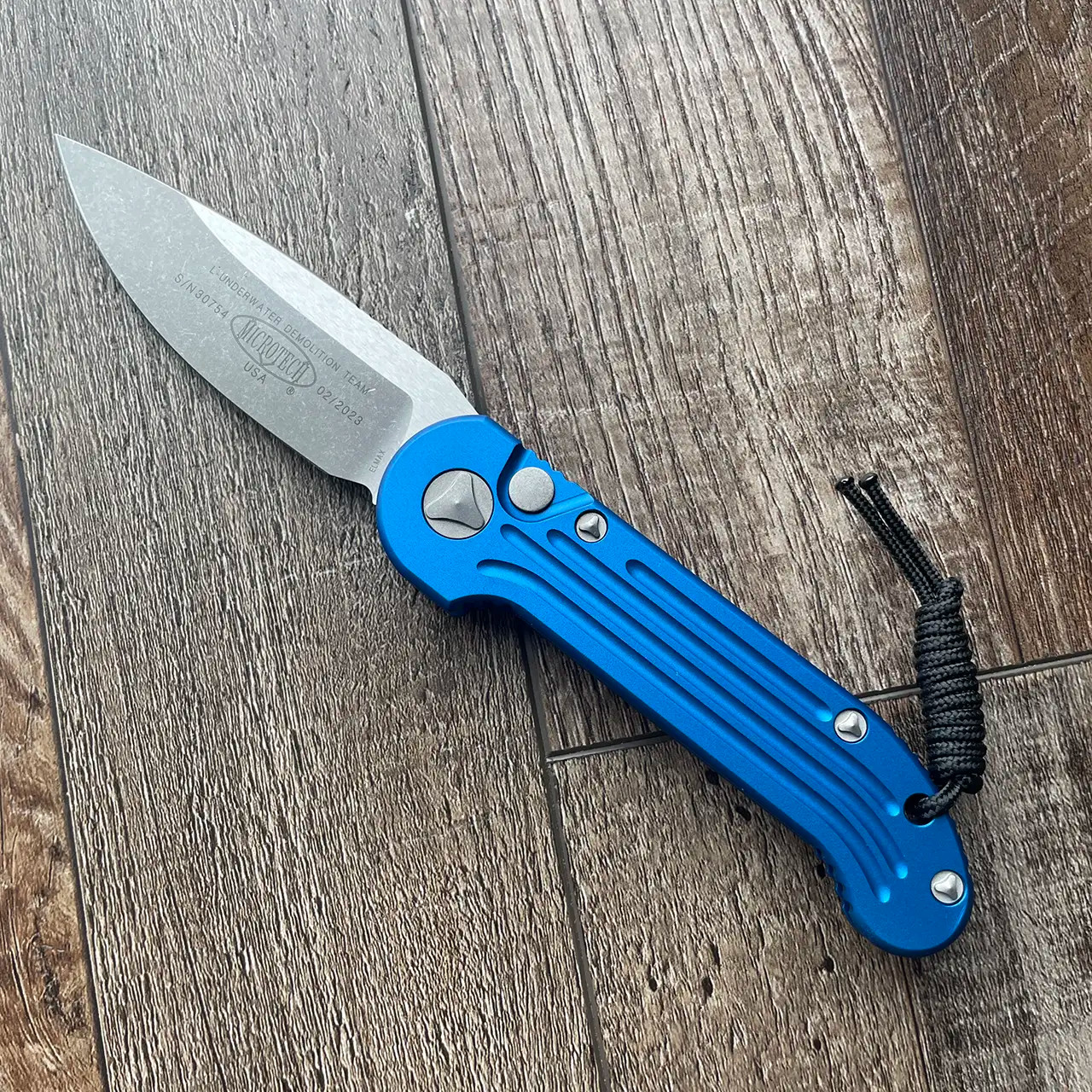 Microtech LUDT Auto Blue Apocalyptic Standard 135-10APBL | American ...