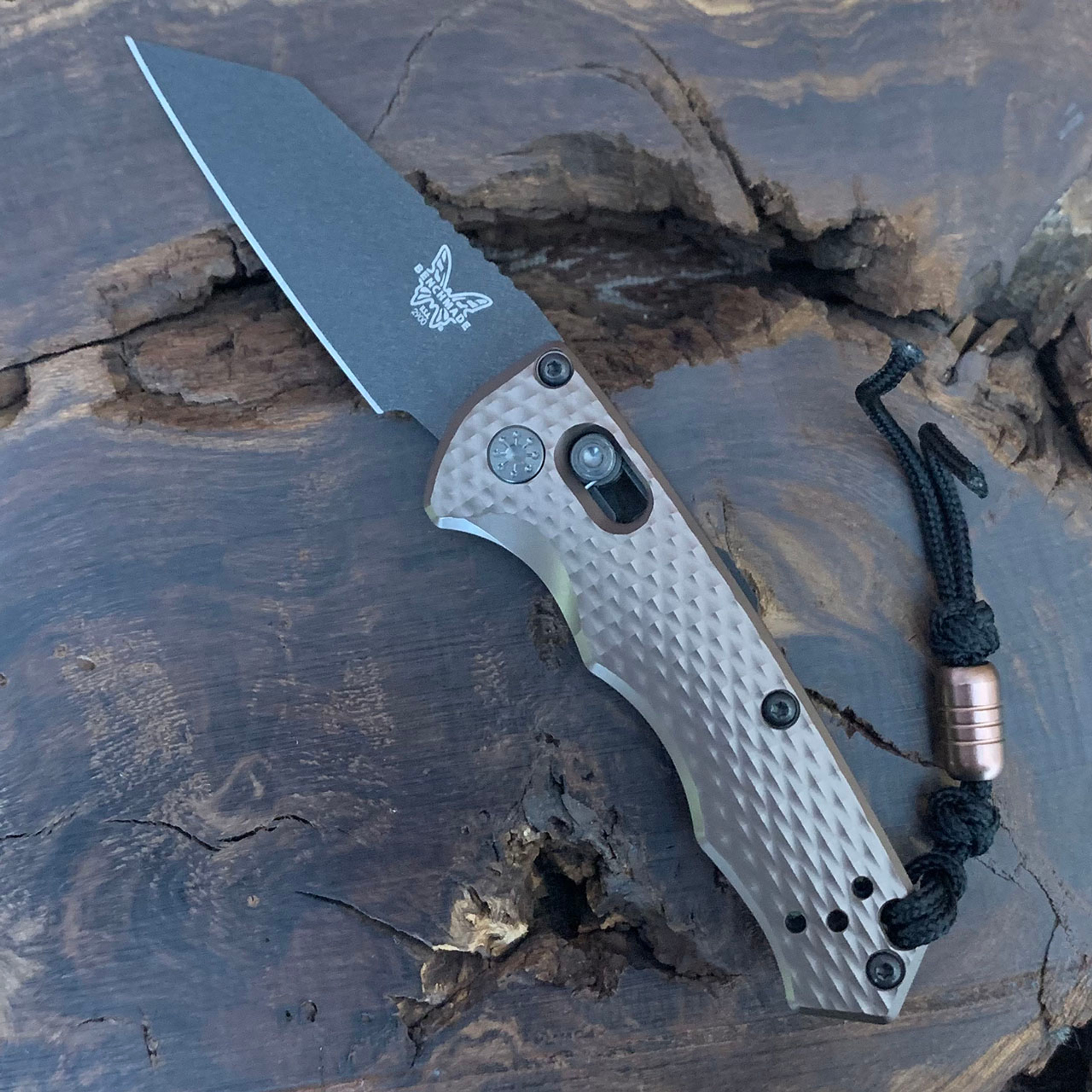 Benchmade Auto Immunity Axis Lock Auto Crater Blue Aluminum Handle Cobalt Black M4 Blade 2900BK