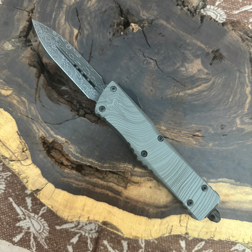 Microtech Combat Troodon D/E Beskar Dagger Aluminum Handle Damascus Standard DLC Hardware Signature Series 142-16DLCBES