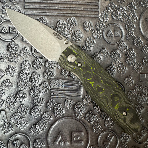 Three Rivers Manufacturing TRM Neutron 2 Liner Lock Toxic Green Camo Carbon 3D Handles Stonewashed MagnaCut Mike Irie Hollow Ground Blade