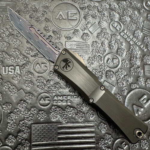 Microtech Knives Combat Troodon Gen III LT Interceptor Blued Vegas Forge Damascus & Black Hefted Handle Signature Series 1217-16MS3
