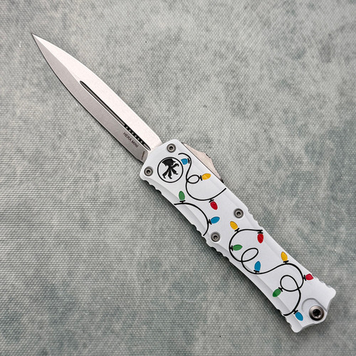Microtech Hera II Mini D/E Christmas White Stonewash Standard Signature Series 1702M-10WHCMAS