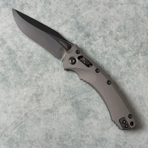 Microtech Amphibian RAM-LOK S/E Fluted Natural Clear DLC Standard DLC Hardware Signature Series 137RL-1DLCTFLNCS