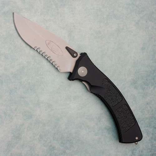 Microtech Amphibian M/A Black Handle w/ Grip Insert Bead Blast Part Serrated Blade Vintage 2007 Model