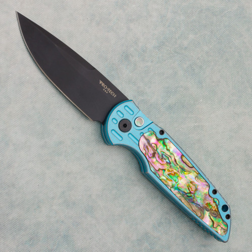 Pro-Tech TR-3 Battleworn Tiffany Blue Grooved Handle w/ Aftermarket Abalone Inlay DLC Blade Pearl Button (Consignment)