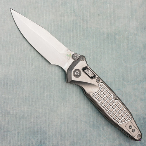 Microtech Marfione Select Socom Ram-Lok Spear Point Stonewash Frag Titanium Handle Stonewash Standard Purple Accent 160RL-10FRSMS4