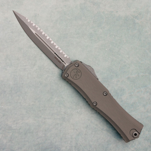 Microtech Hera II Mini D/E Natural Clear Apocalyptic Full Serrated 1702M-12APNC