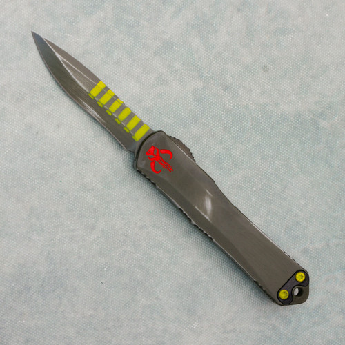 Heretic Knives Manticore S Bounty Hunter w/ Camo Carbon Backcover MagnaCut Recurve Blade H025-A-BOUNTY