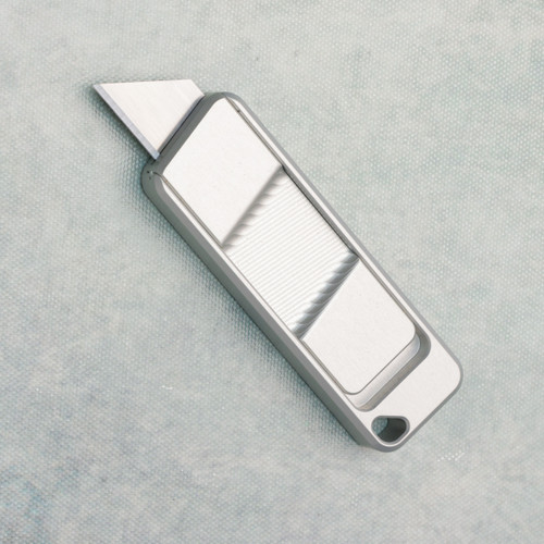 Rivery Manufacturing Zero-G Magnetic Utility Knife Smooth Operator Gray Aluminum Handles