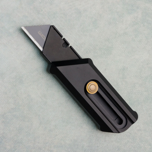 Chaves Knives Blue Label CHUB Slipper Handy Utility Blade Black Aluminum Black PVD Blade Carrier Bronze Hardware