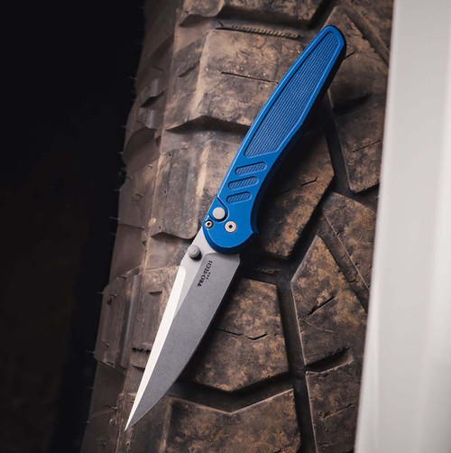 Pro-Tech Avalon Button Lock Battleworn Knurled Blue Handle Stonewash Blade PN1101-BWBLUE