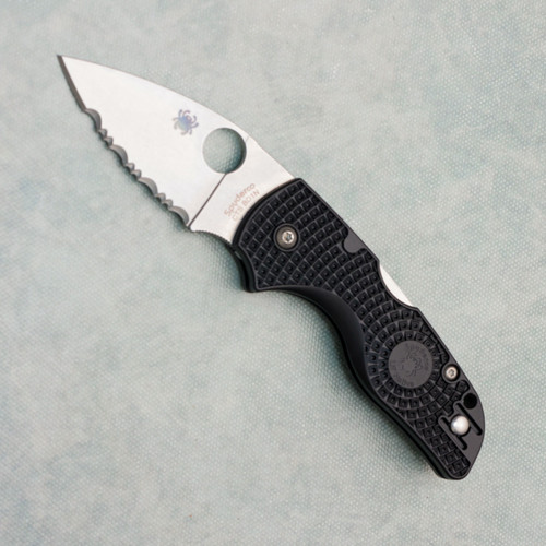 Spyderco Lil' Native Lightweight Lockback Folder Black FRN Handle Satin CTS-BD1N Serrated Blade C230SBK
