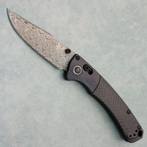 Benchmade Custom Mini Crooked River Axis Lock Carbon Fiber Handles w/ Black Aluminum Bolsters Damasteel Blade CU15085-DM-DAMA