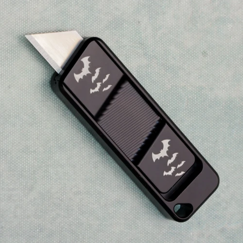 Rivery Zero-G Smooth Operator Black With Halloween Bats Engraving