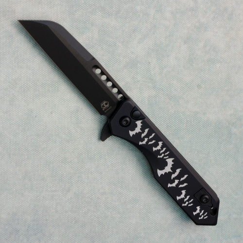 Heretic Jinn Manual Black Bats Halloween Engraved Handle DLC Blade H213-6A-T
