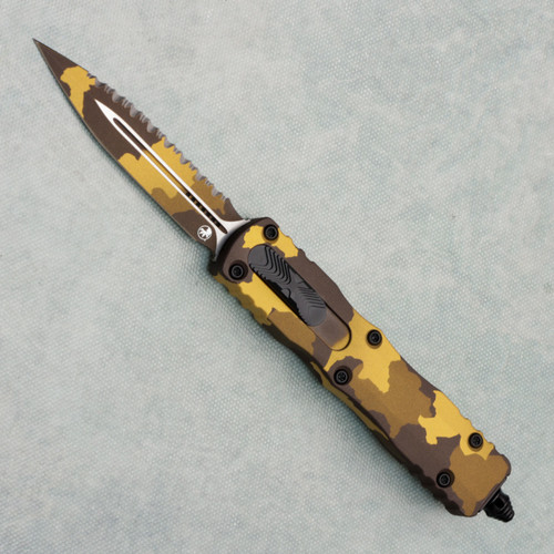 Microtech Dirac D/E Gold Camo Full Serrated Signature Series 225-3GCS-Z4