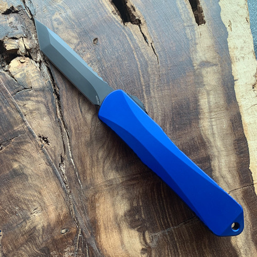 Heretic Knives Manticore E Tanto Blue Handle DLC Blade H027-6A-BLU