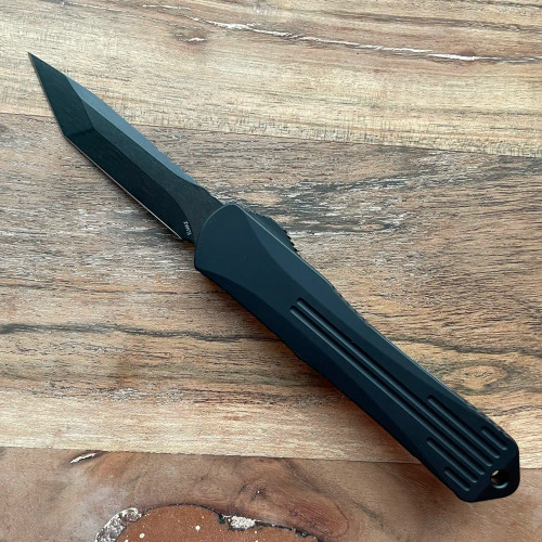 Heretic Knives Manticore S T/E Black w/ Carbon Fiber Back Cover DLC Standard H023-6A-CF