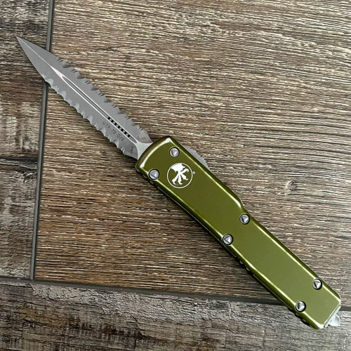 Microtech Ultratech D/E Distressed OD Green Apocalyptic Double Microtech Ultratech D/E Distressed OD Green Apocalyptic Double