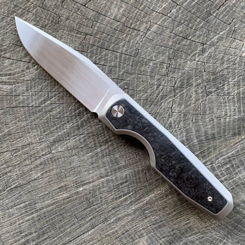 Vero Engineering Isotope Frame Lock Titanium Handle With Marbled Carbon Fiber Inlay Satin Blade VROISO