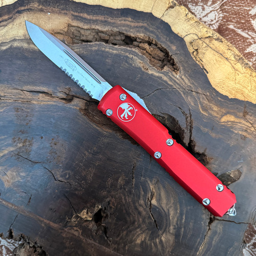 Microtech Ultratech S/E Red Stonewash Serrated 121-11RD