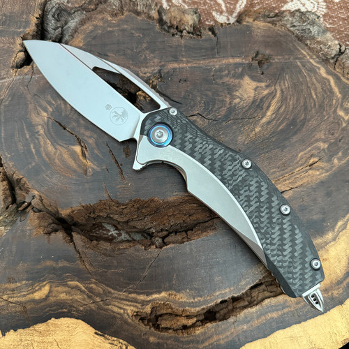 Microtech Matrix S/E Titanium Handle Carbon Fiber Scales w/ Blue Titanium Pivot Collar Bead Blast Standard 165C-7CFTI