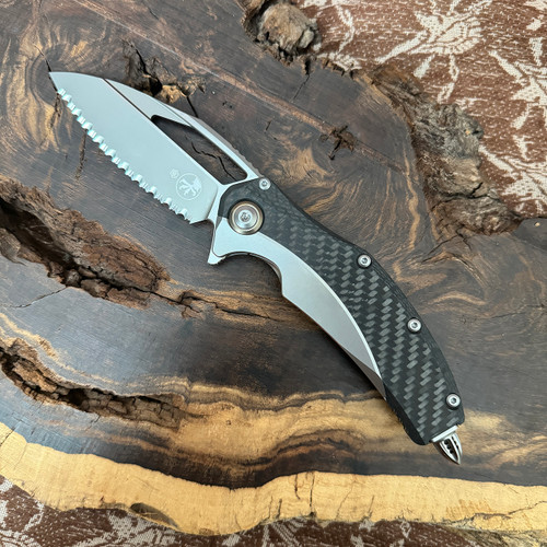 Microtech Matrix S/E Titanium Handle Carbon Fiber Scales w/ Bronze Titanium Pivot Collar Bead Blast Full Serrated 165C-9CFTI