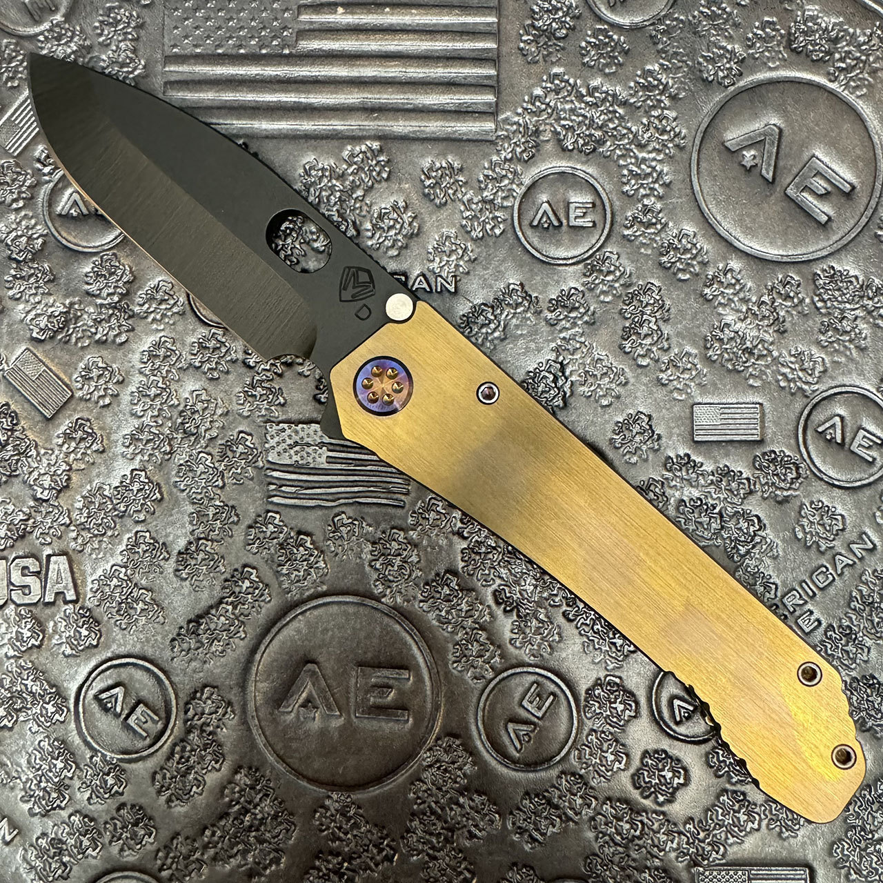 【希少品】カナダJefferies & Co★トーテムモチーフ★サービングセット Medford 187 DP Frame Lock Brushed Bronze Titanium Handles DLC Drop