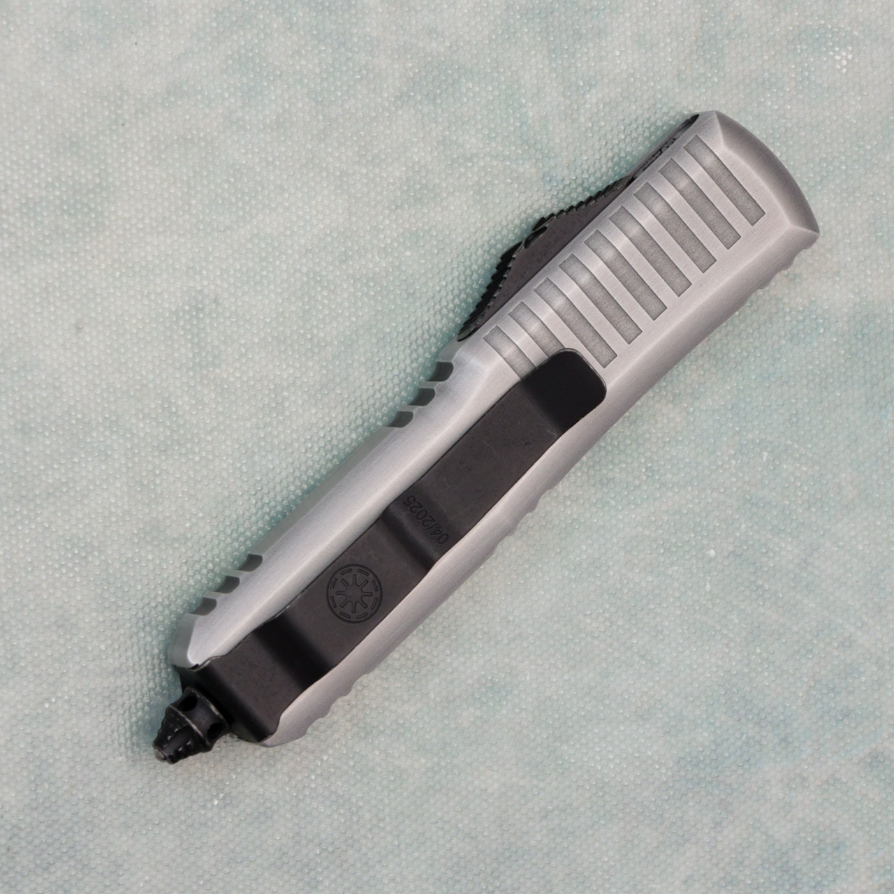 mic21様 oc-1 clone Microtech UTX-85 S/E Shadow Clone Trooper Standard Signature