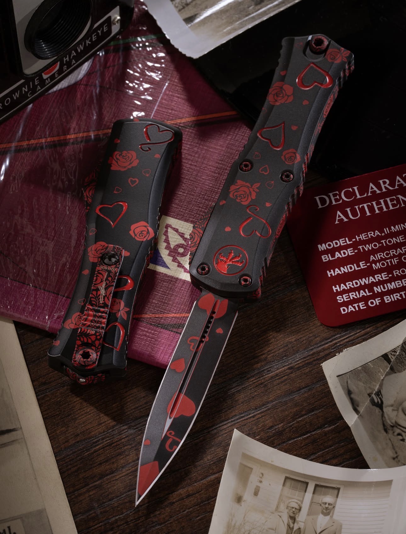 Microtech Hera II Mini D/E Valentine's Day Standard Signature