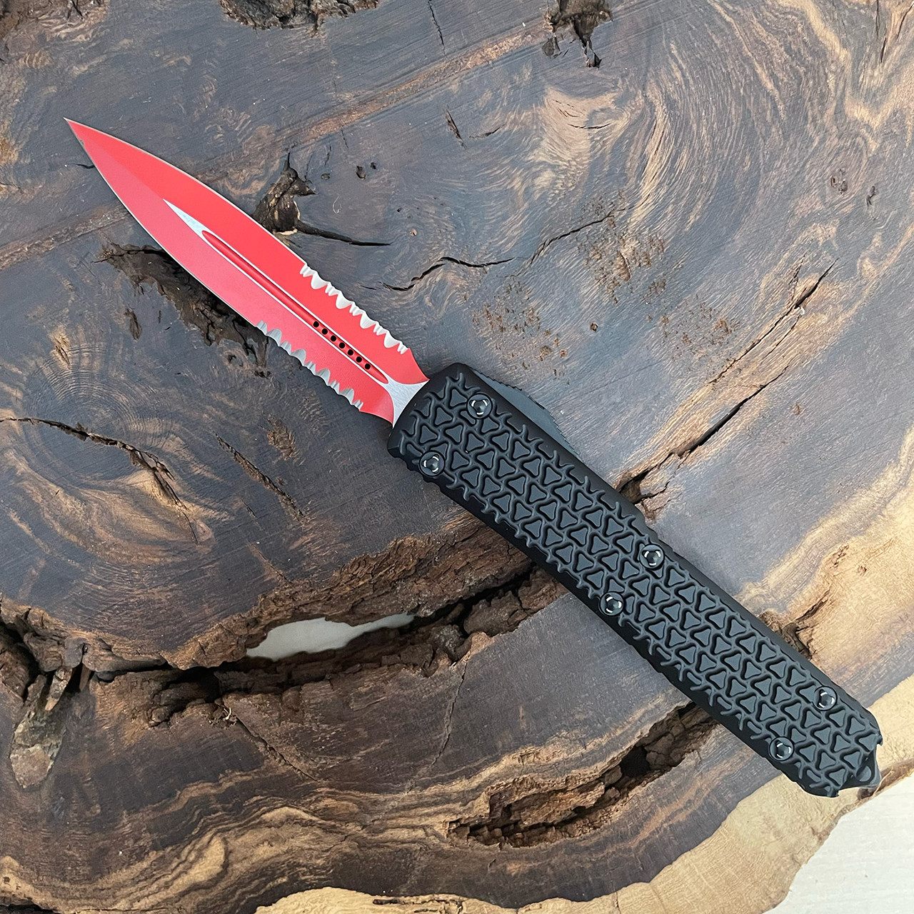 Microtech Ultratech D/E Sith Lord Red TriGrip Serrated Signature Series 1222SL American Edge