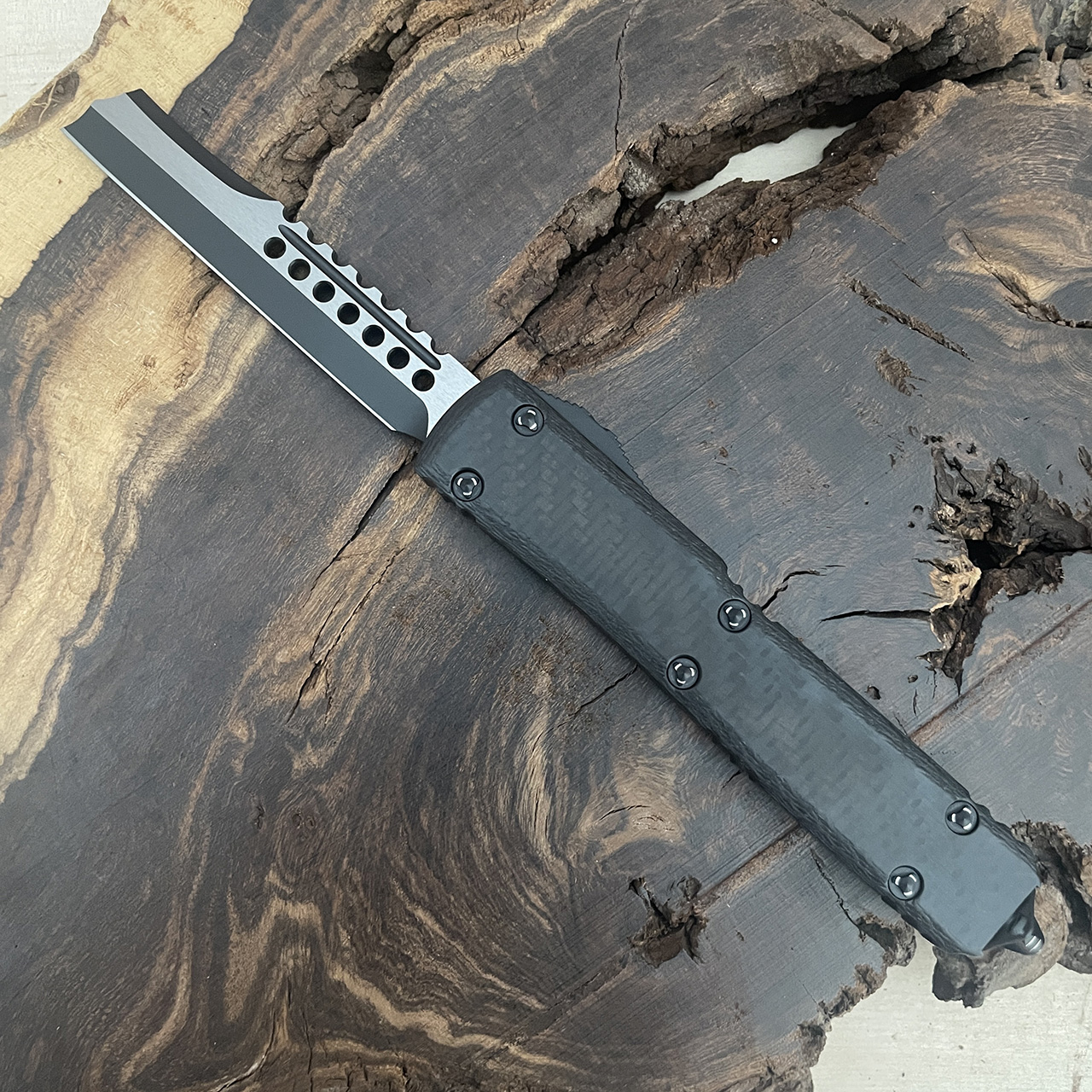 Microtech Ultratech Hellhound Razor Carbon Fiber Top Standard Signature ...