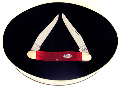 Case XX Muskrat w/ Collector Tin Red Jigged Bone 629/11RD