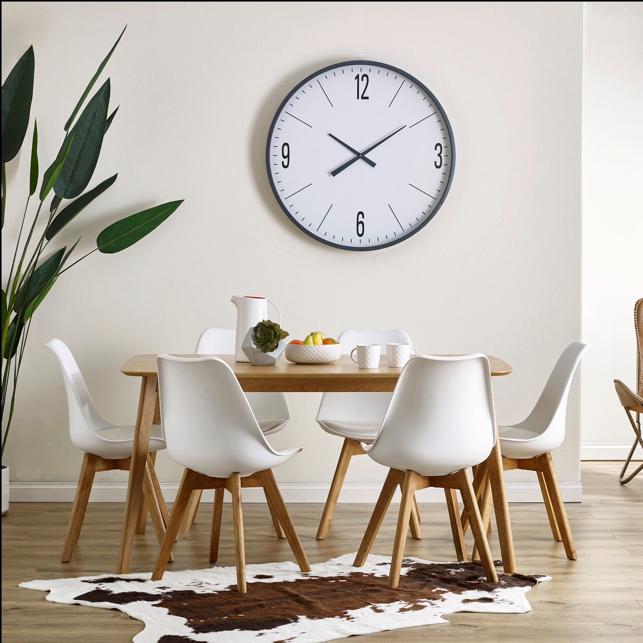 Riga rectangle dining table