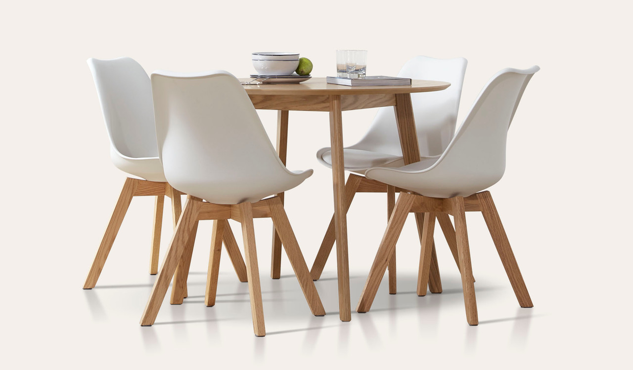 Riga round dining table