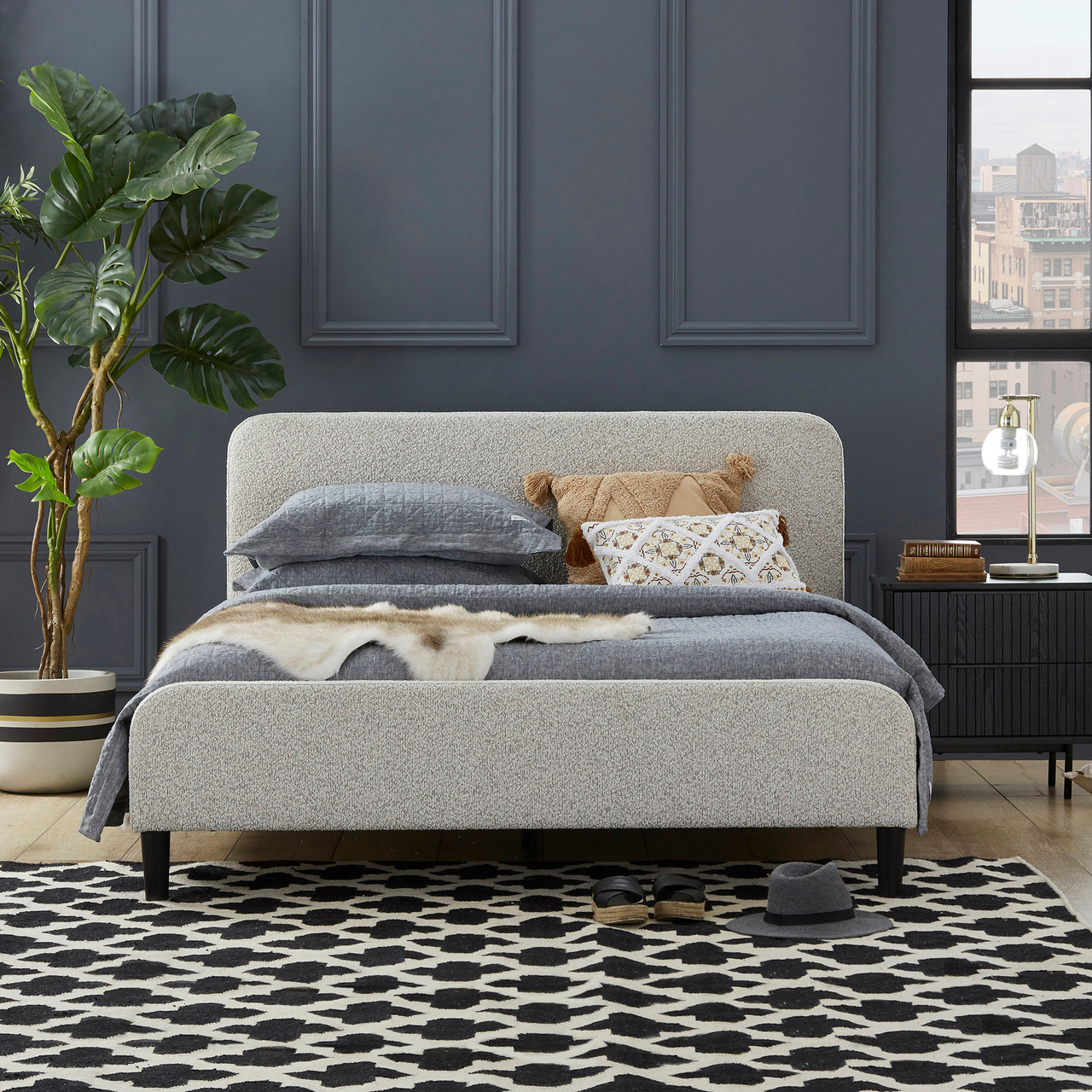 Coby bouclé bed
