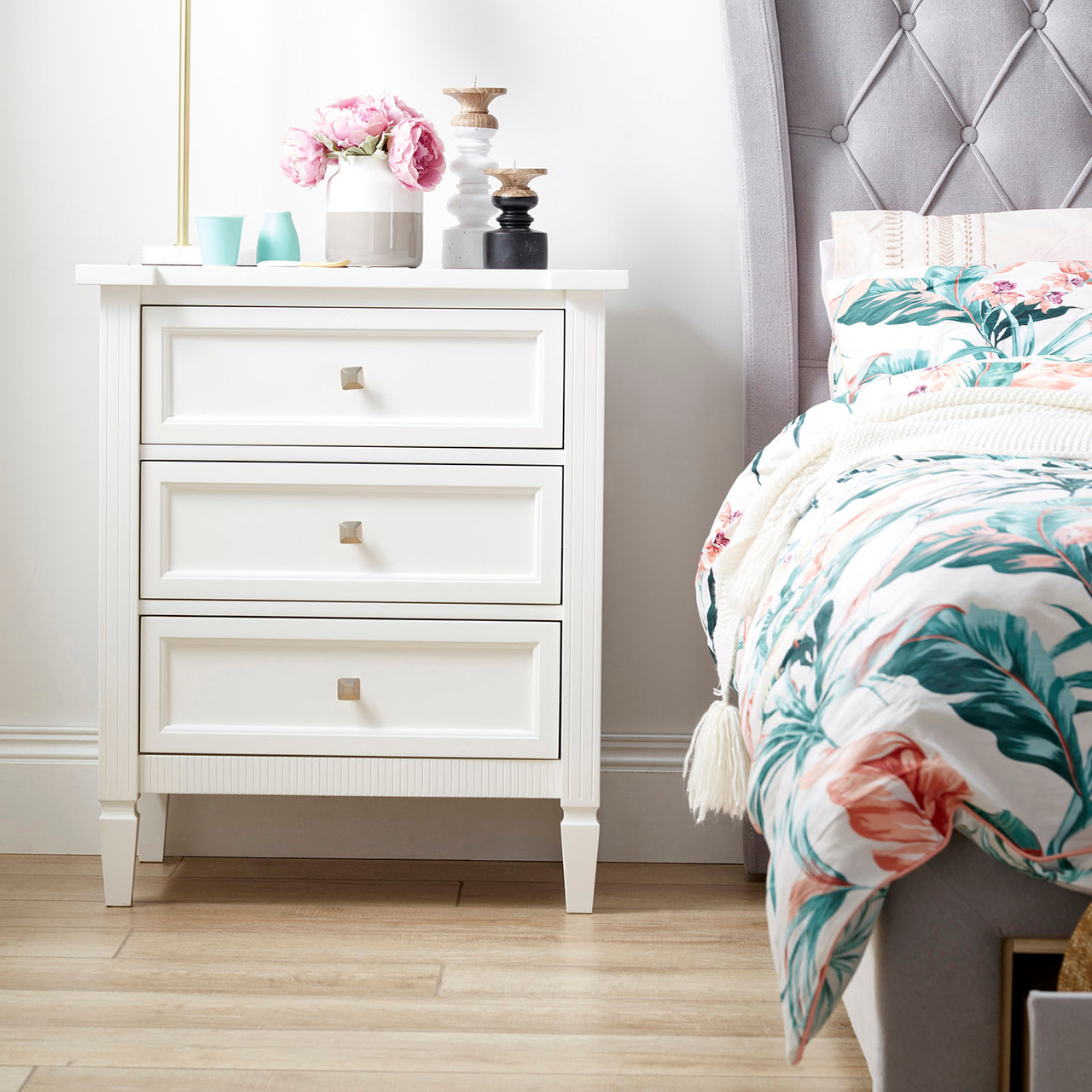 Malibu bedside table