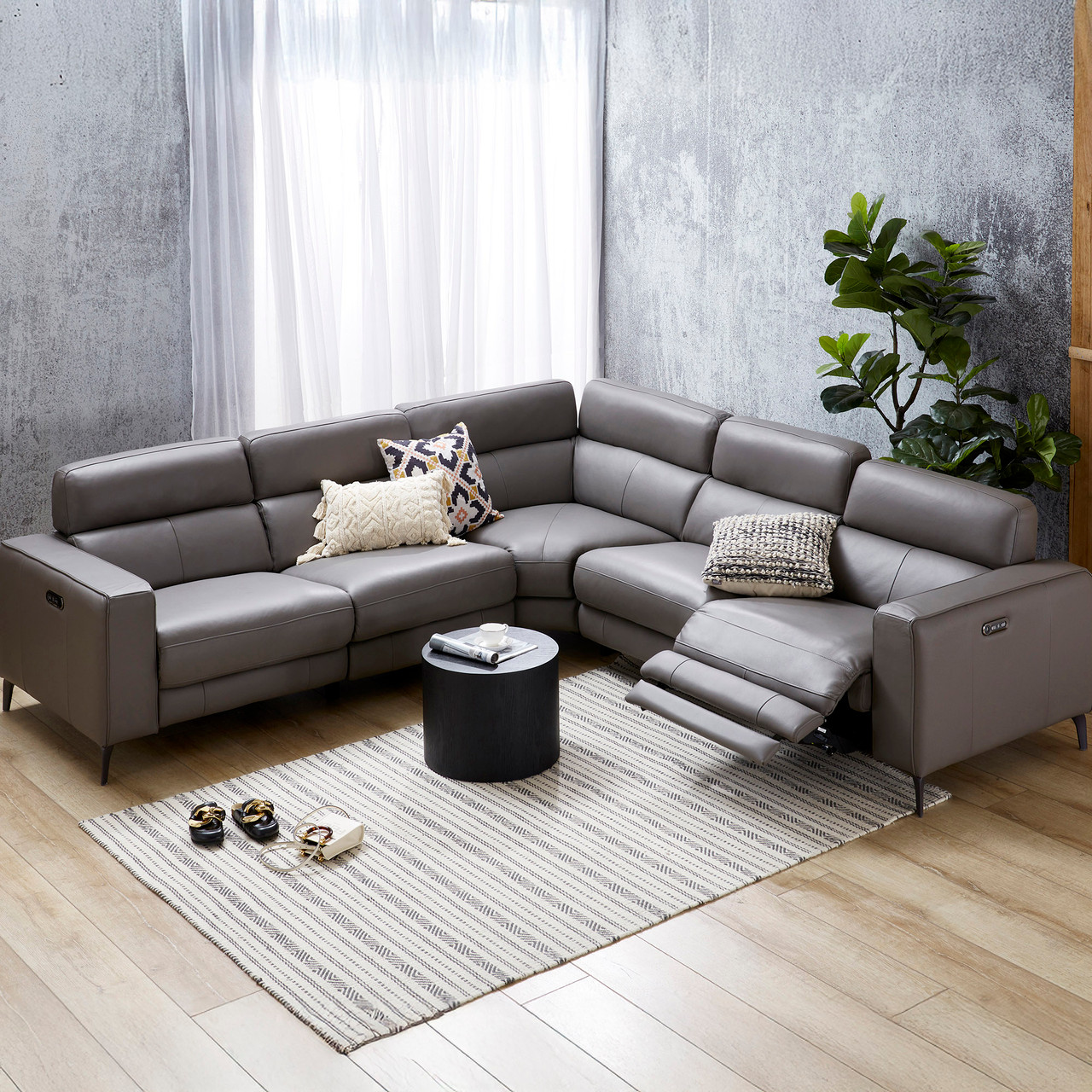 Bond leather 5 seat recliner corner lounge