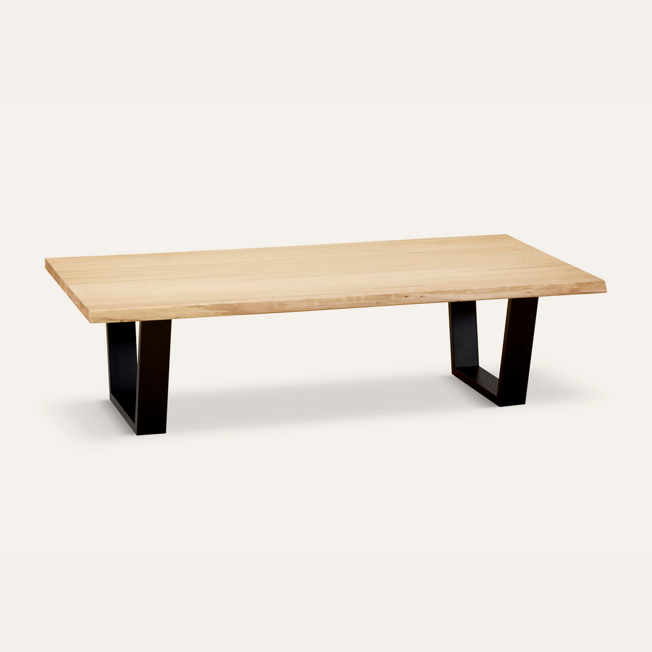 Braxton coffee table | Focus on Furniture
