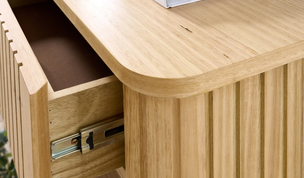 Elodie hall table