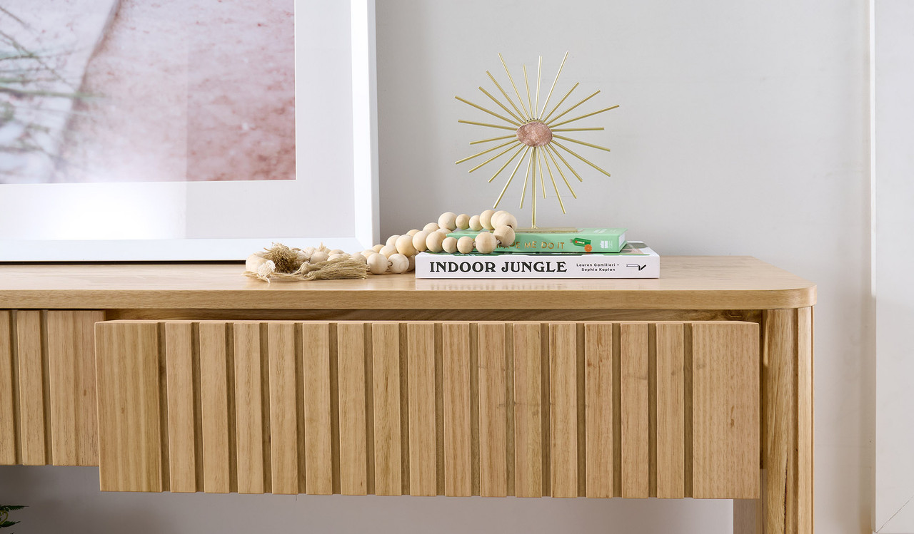 Elodie hall table