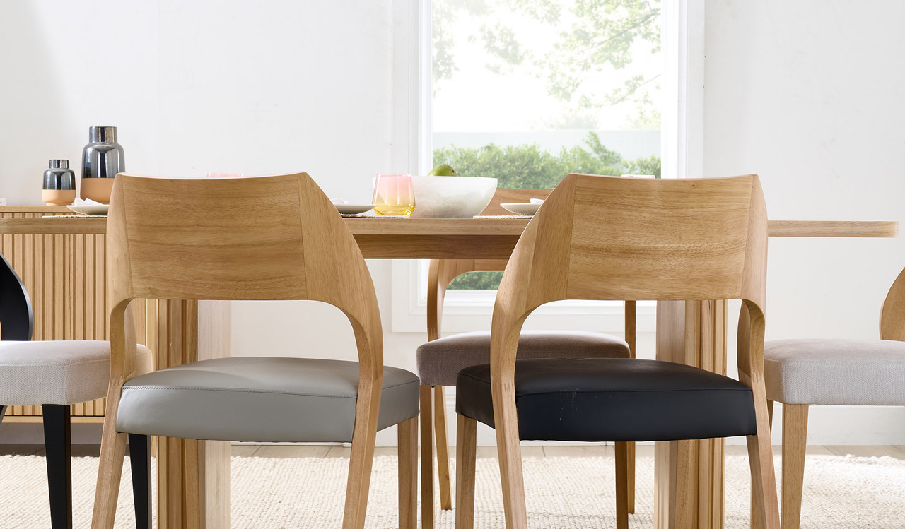 Johnny leather dining chair