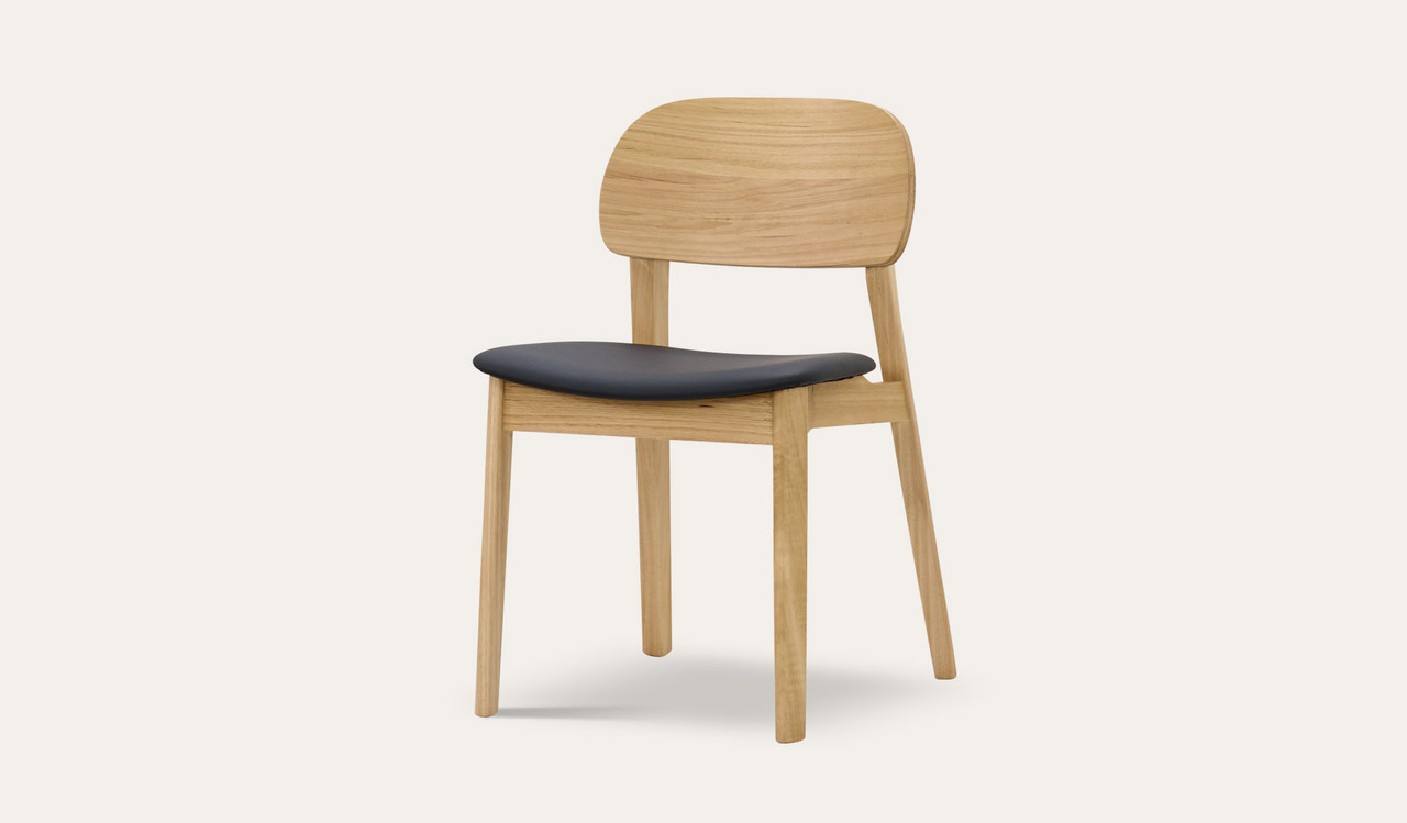 Omni dining chair