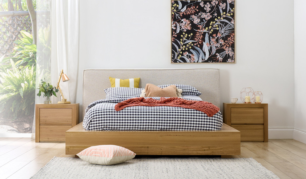 Aesha bed