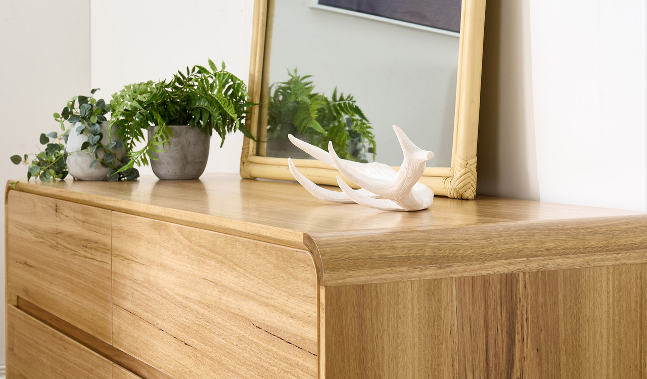 Laine 4 pce dresser bedroom suite