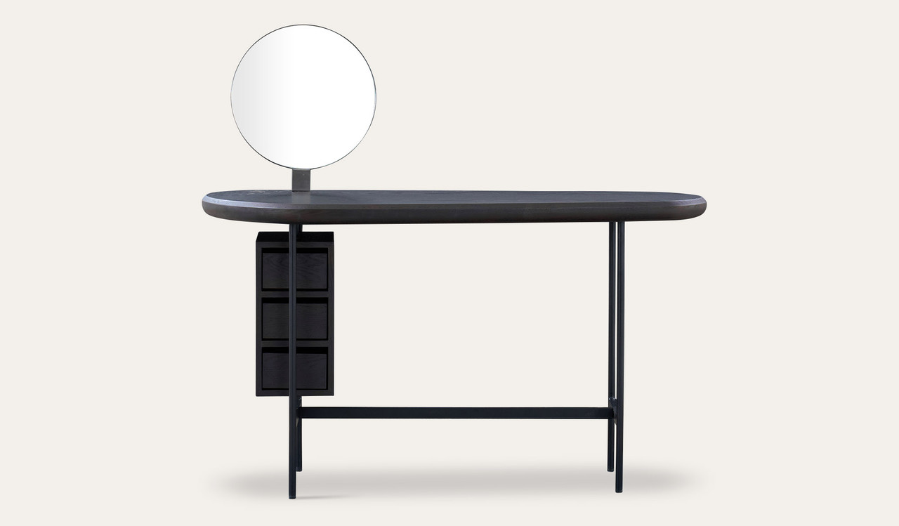 Duchess dressing/vanity table